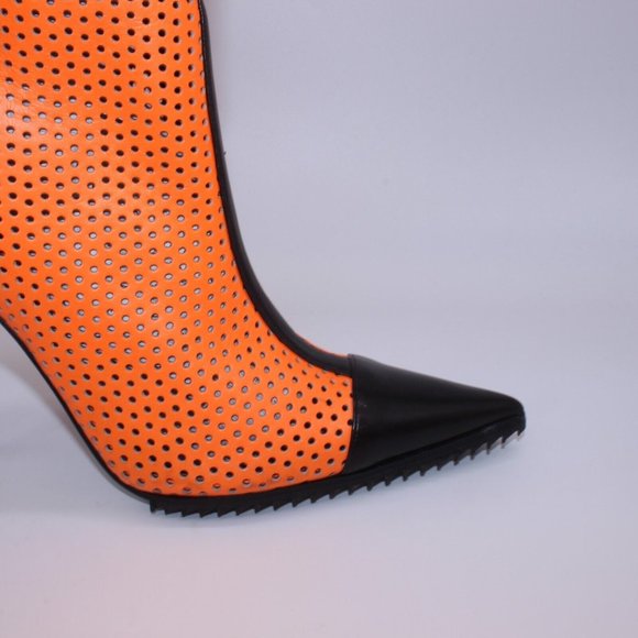 Michael Kors Perforated Leather Abigail Runway Boots Orange/Black Size 40 New - Picture 12 of 12